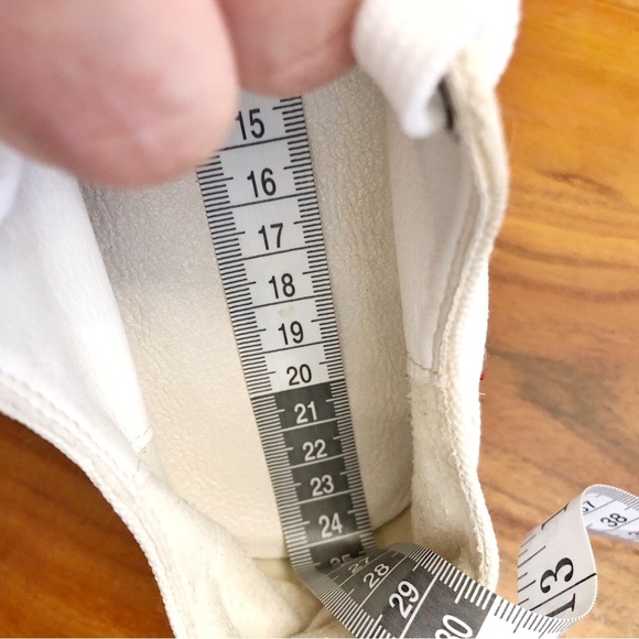 ALEXANDER MCQUEEN Tread Slick Low Top White Sneakers Size: Women US 6.5. - Picture 13 of 15